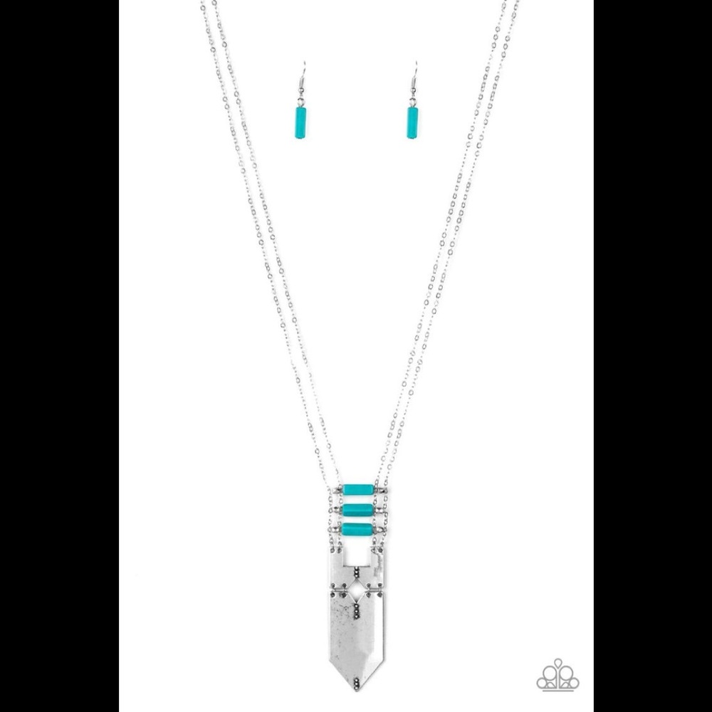 ✨3 for $10✨ Silver and turquoise necklace